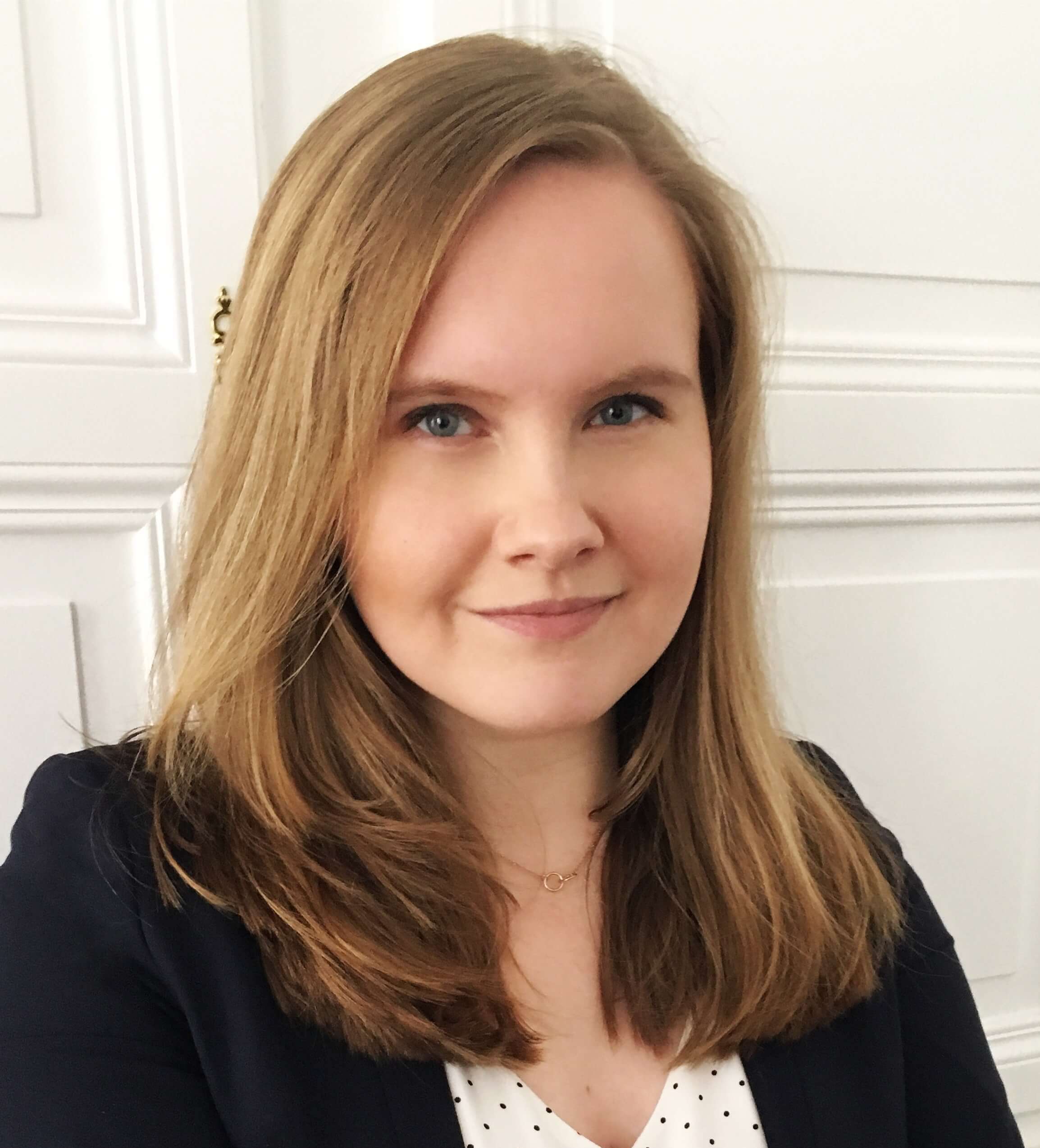 dr Ewelina Chwiejda